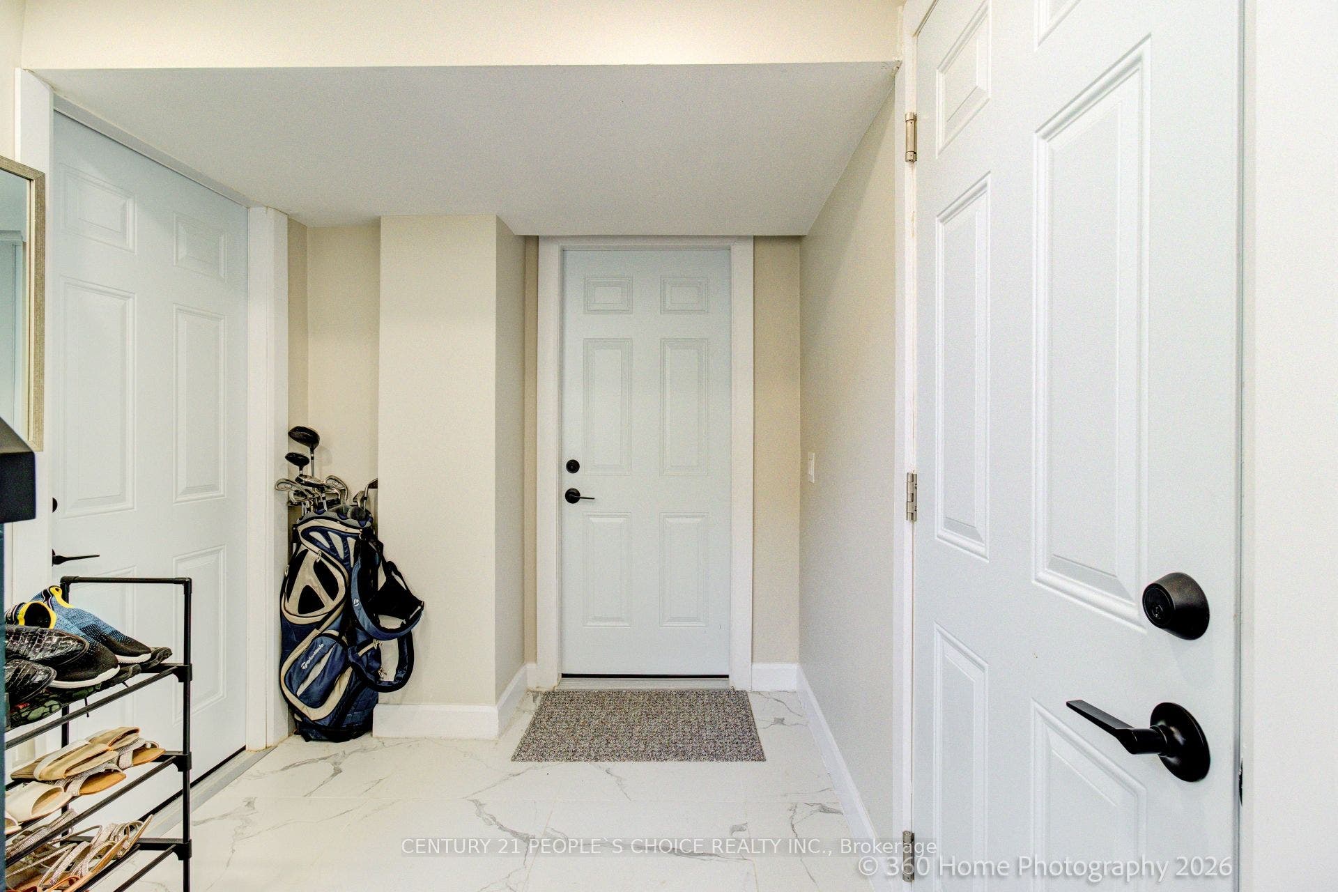 37 Bentworth Avenue, #2, Toronto W04, Toronto W, Toronto ON M6A 1P1