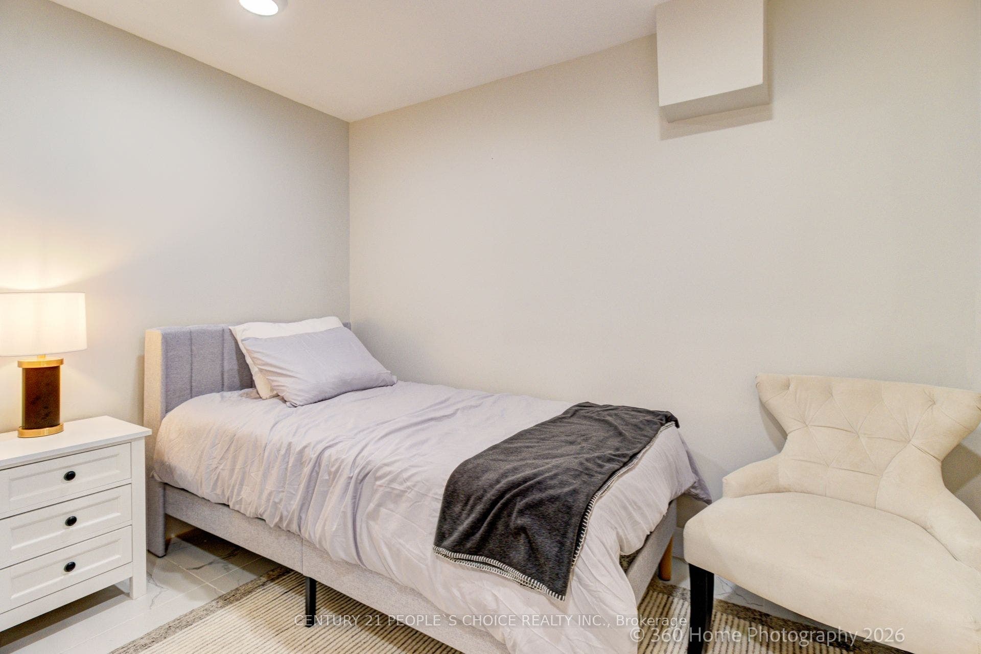 37 Bentworth Avenue, #2, Toronto W04, Toronto W, Toronto ON M6A 1P1
