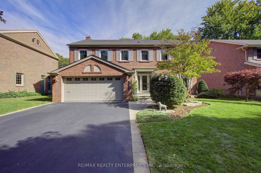 Property photo for 3523 Kingbird Court, Mississauga, Peel ON