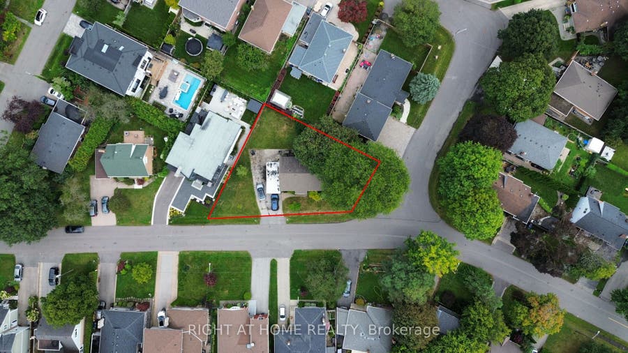 Property photo for 9 Appledale Road, Toronto W, Toronto ON