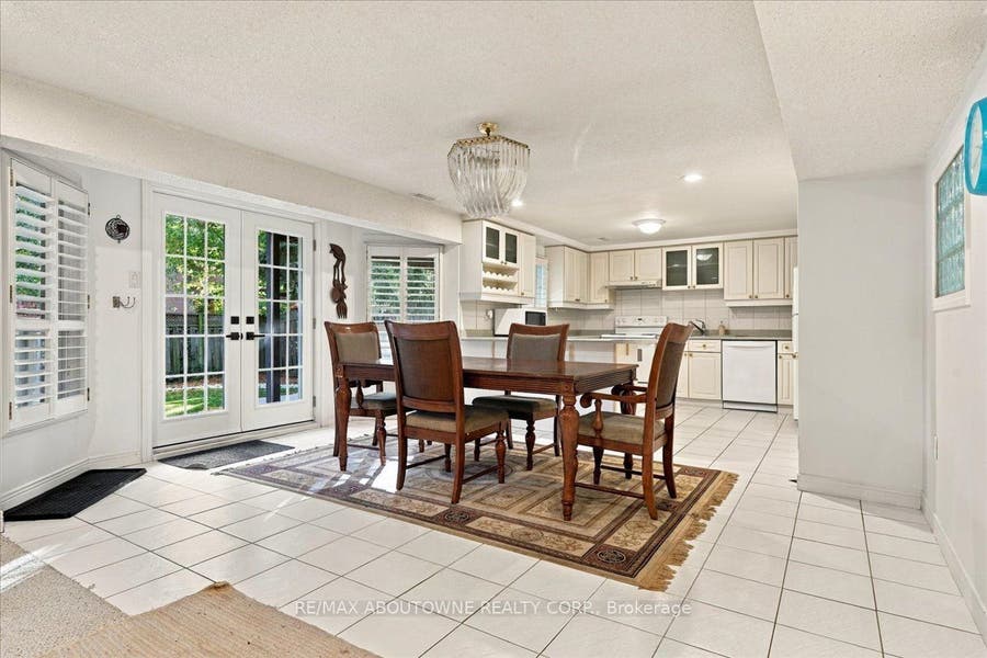 Property photo for 1374 Heritage Way, #Lower, Oakville, Halton ON
