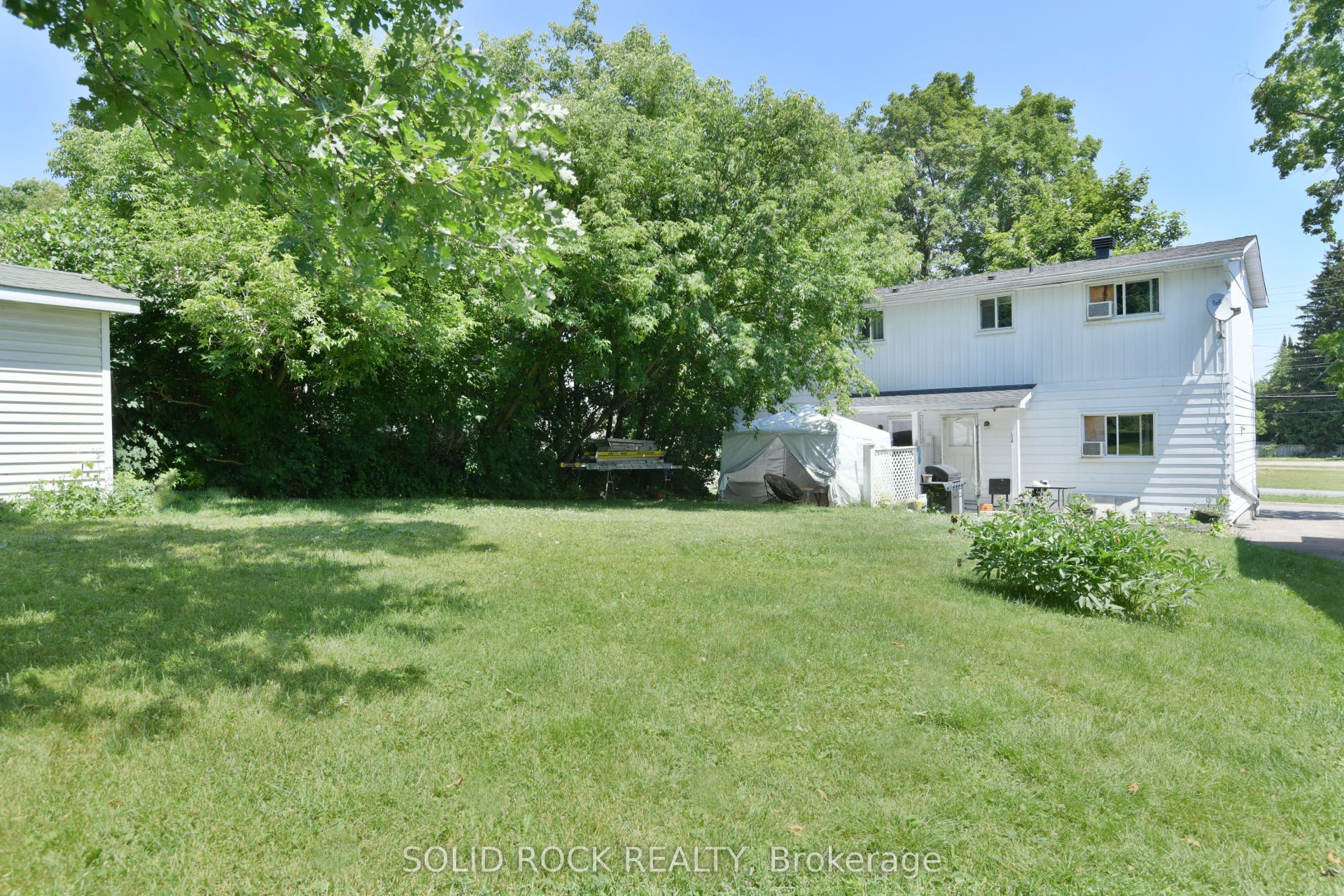 54 / 56 William Street W, Arnprior, Renfrew ON K7S 1J9