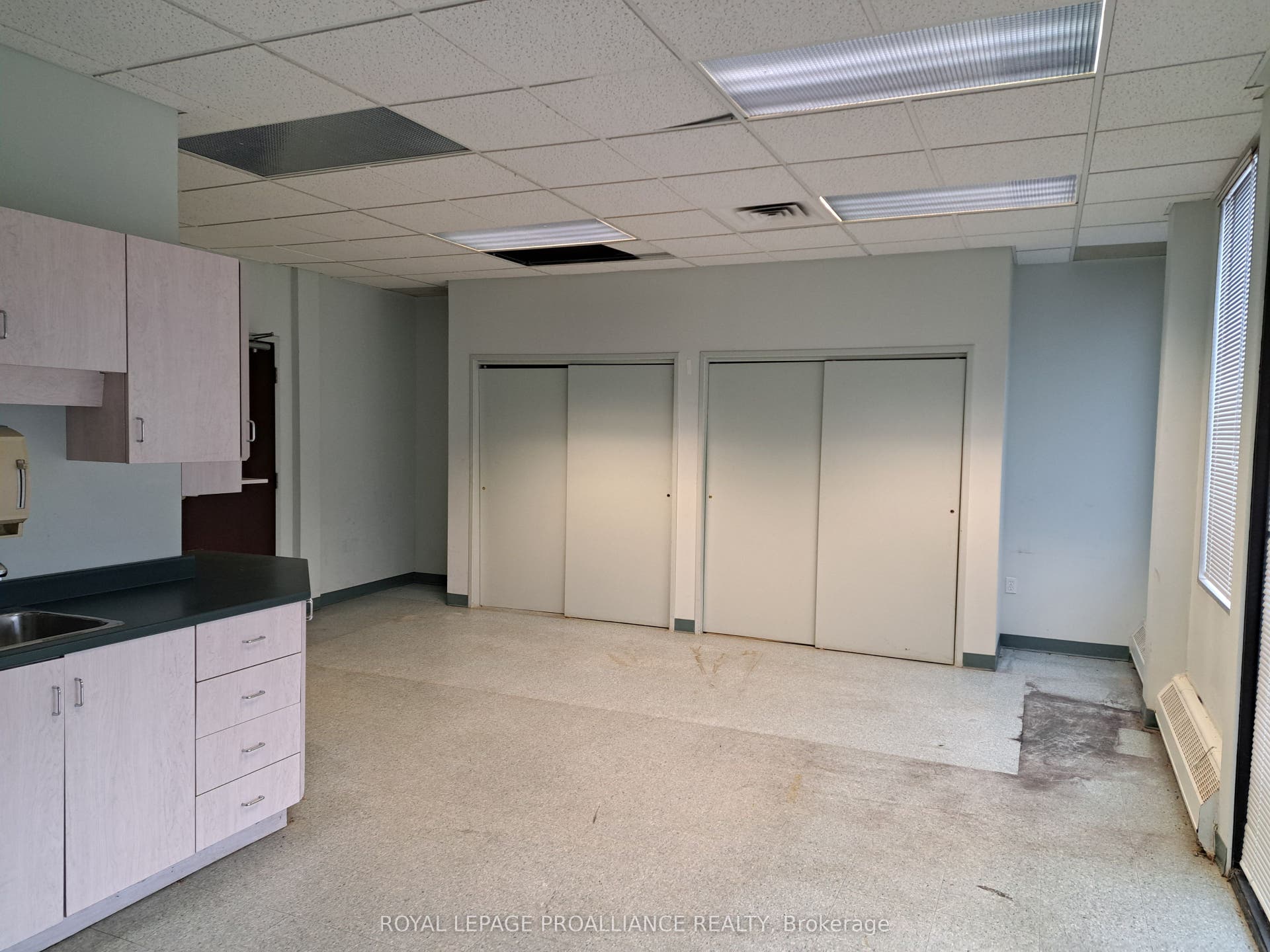 2479 PARKEDALE Avenue, #2, Brockville, Leeds And Grenville ON K6V 3H2