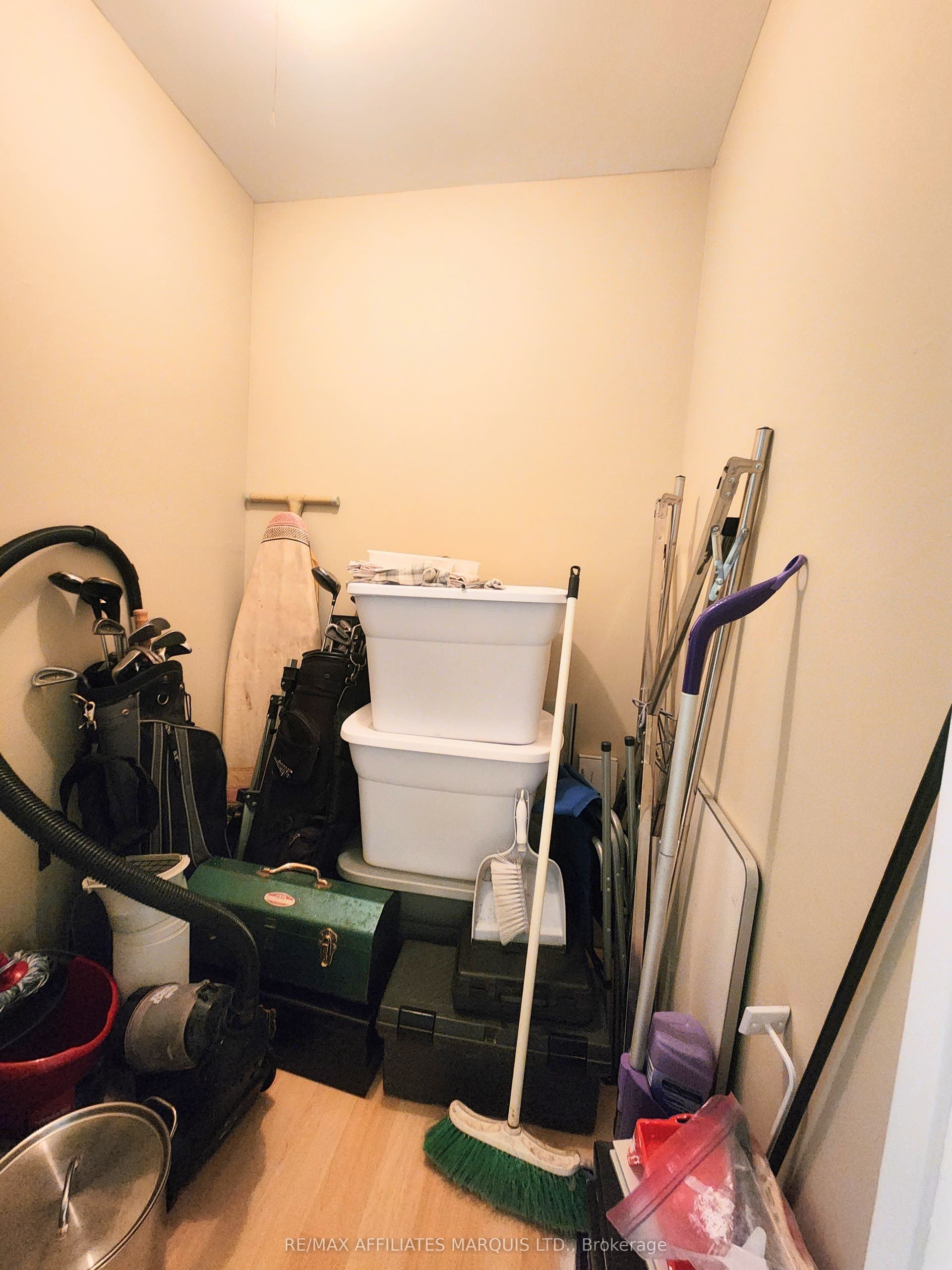 845 Kyle Court, #409, Brockville, Leeds And Grenville ON K6V 6K7 in Unit storage closet