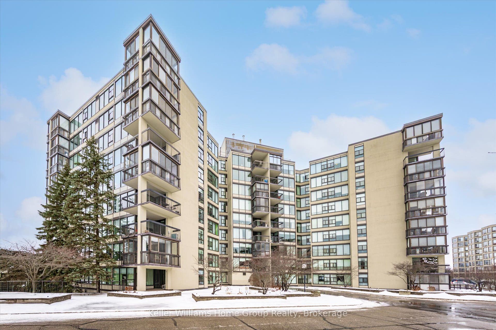 23 Woodlawn Road E, #702, Guelph, Wellington ON N1H 7G6 23 Woodlawn Road E, #702, Guelph, Wellington ON N1H 7G6