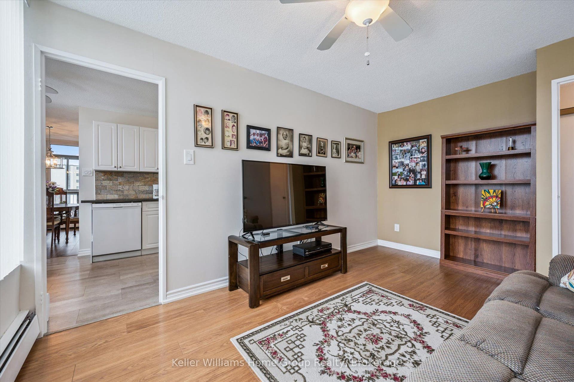 23 Woodlawn Road E, #702, Guelph, Wellington ON N1H 7G6 23 Woodlawn Road E, #702, Guelph, Wellington ON N1H 7G6