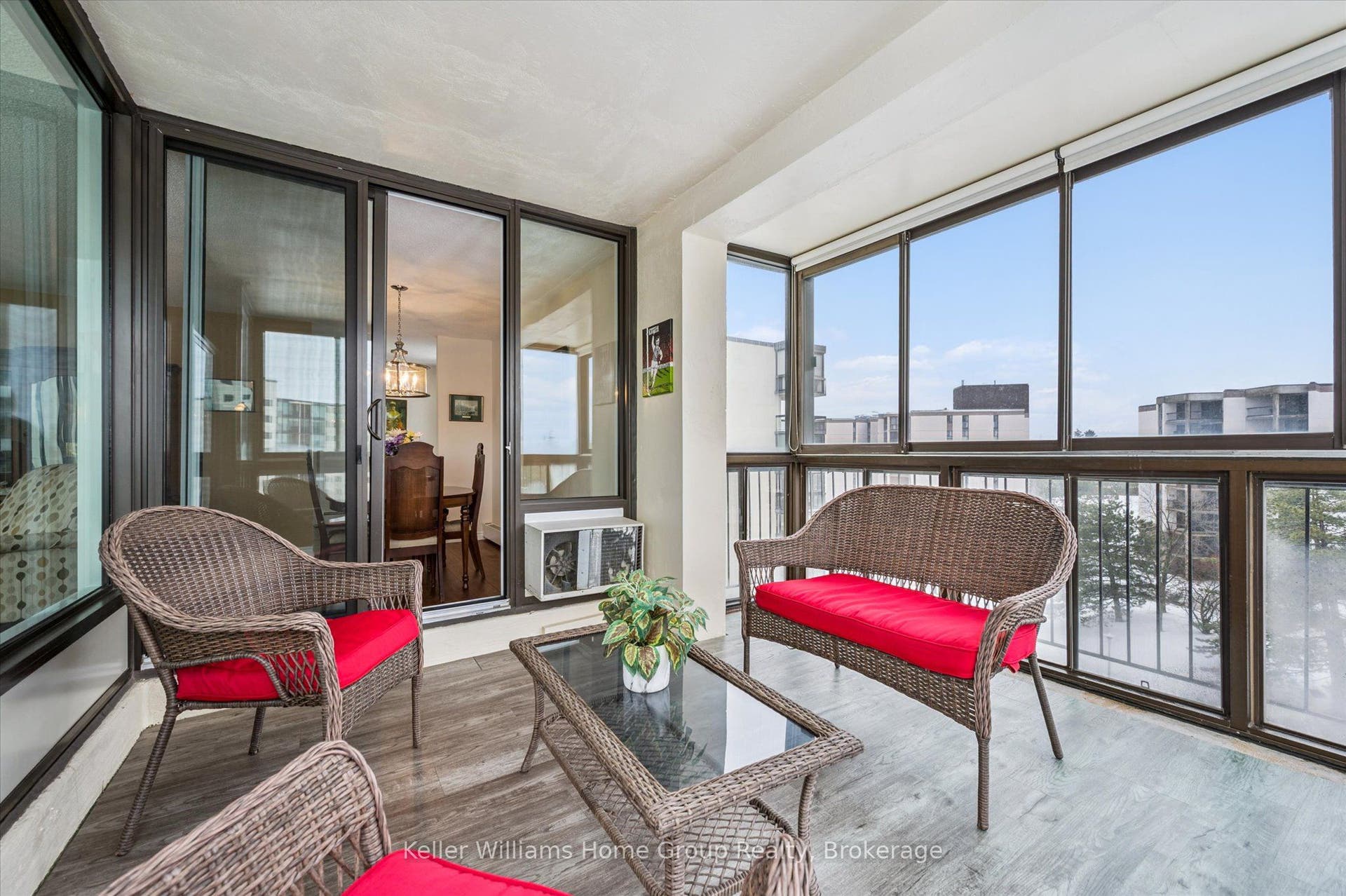 23 Woodlawn Road E, #702, Guelph, Wellington ON N1H 7G6 23 Woodlawn Road E, #702, Guelph, Wellington ON N1H 7G6