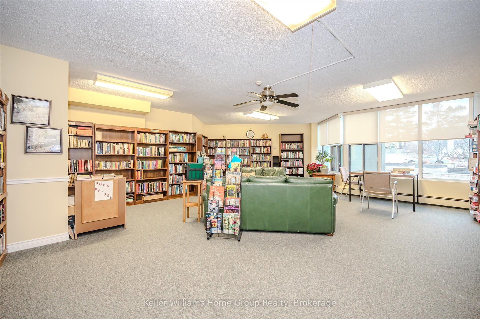 23 Woodlawn Road E, #702, Guelph, Wellington ON N1H 7G6 23 Woodlawn Road E, #702, Guelph, Wellington ON N1H 7G6