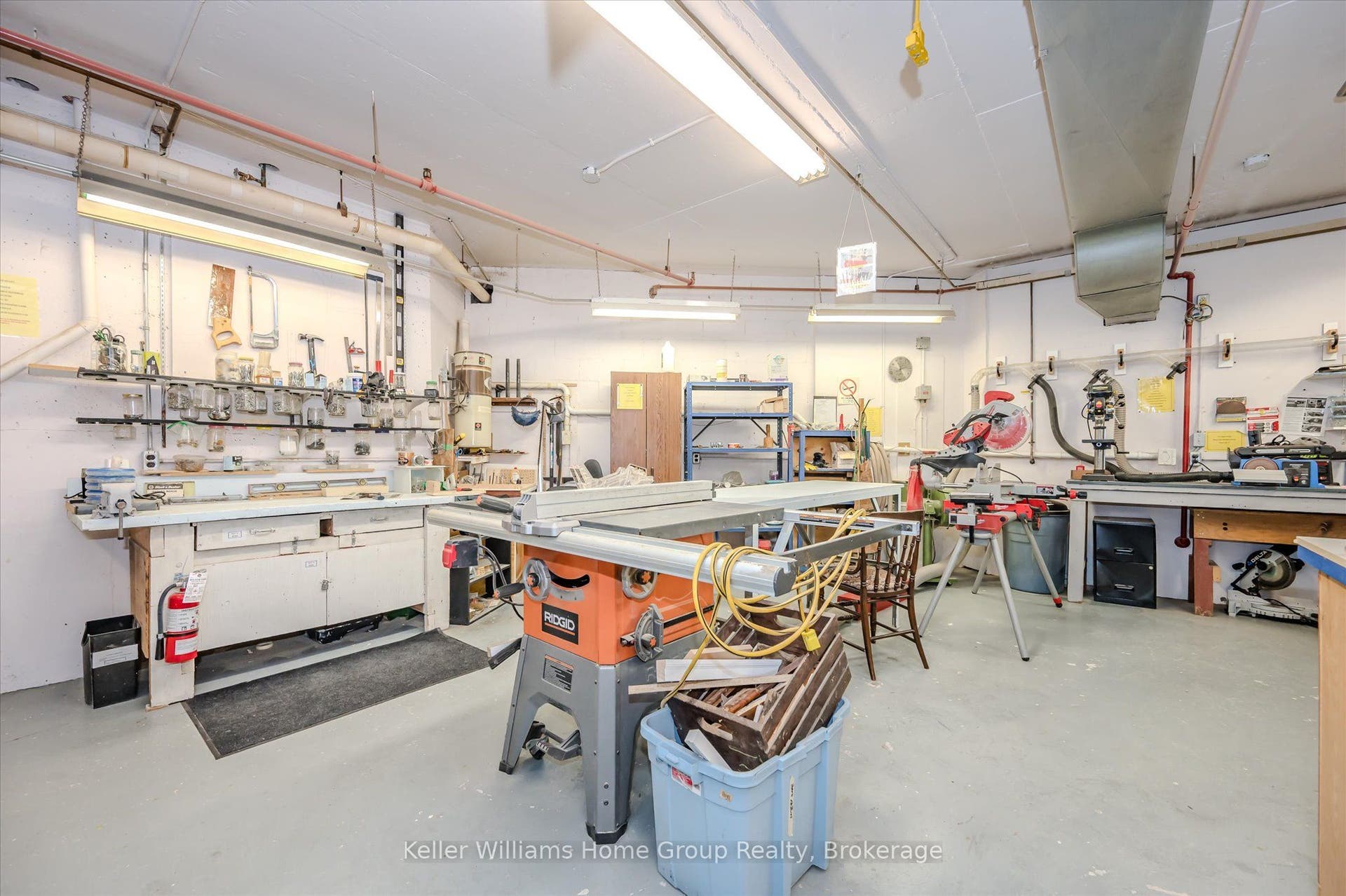 23 Woodlawn Road E, #702, Guelph, Wellington ON N1H 7G6 23 Woodlawn Road E, #702, Guelph, Wellington ON N1H 7G6