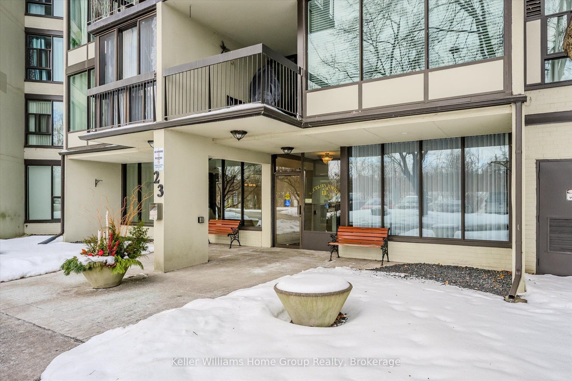 23 Woodlawn Road E, #702, Guelph, Wellington ON N1H 7G6 23 Woodlawn Road E, #702, Guelph, Wellington ON N1H 7G6