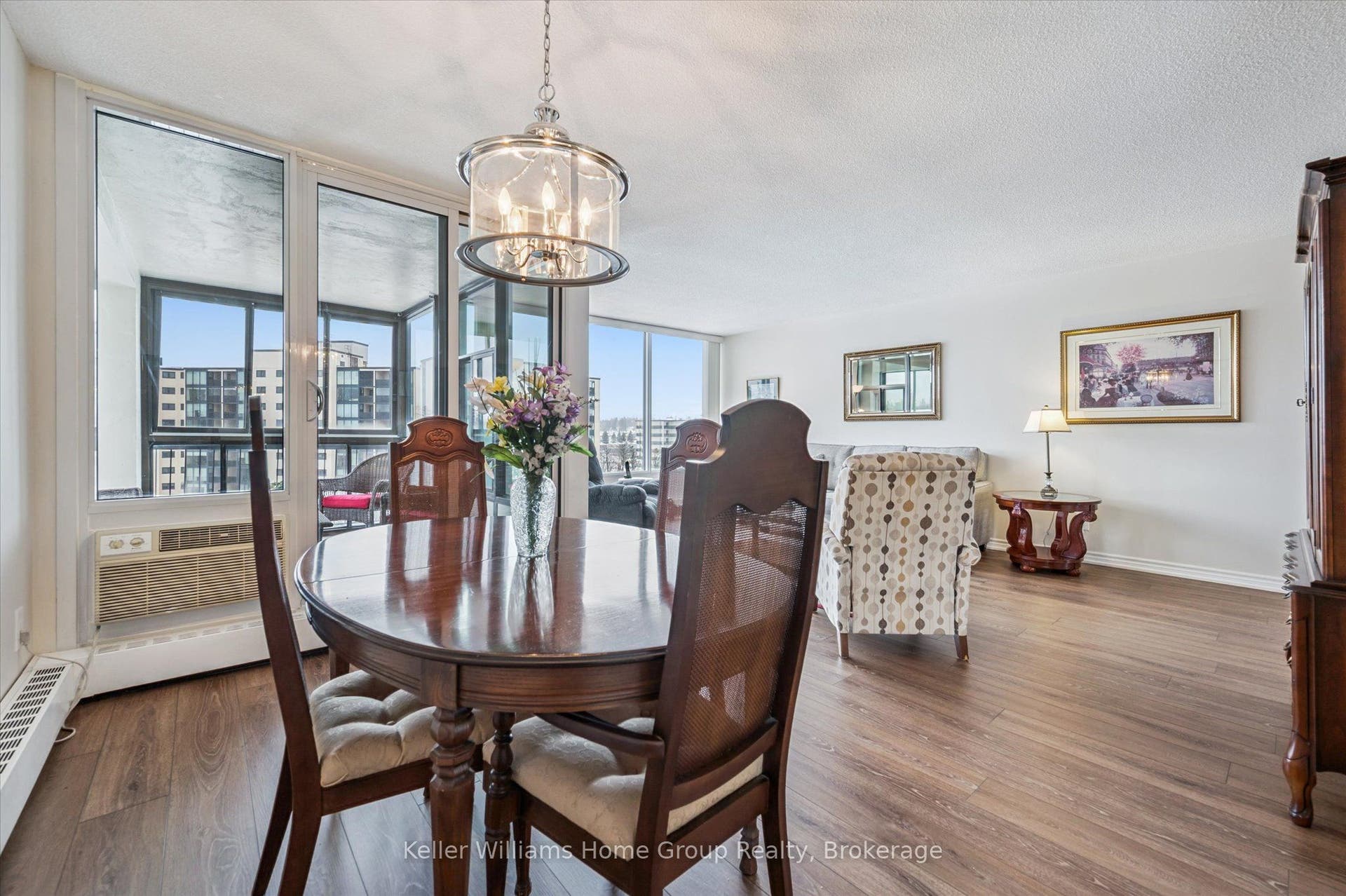 23 Woodlawn Road E, #702, Guelph, Wellington ON N1H 7G6 23 Woodlawn Road E, #702, Guelph, Wellington ON N1H 7G6