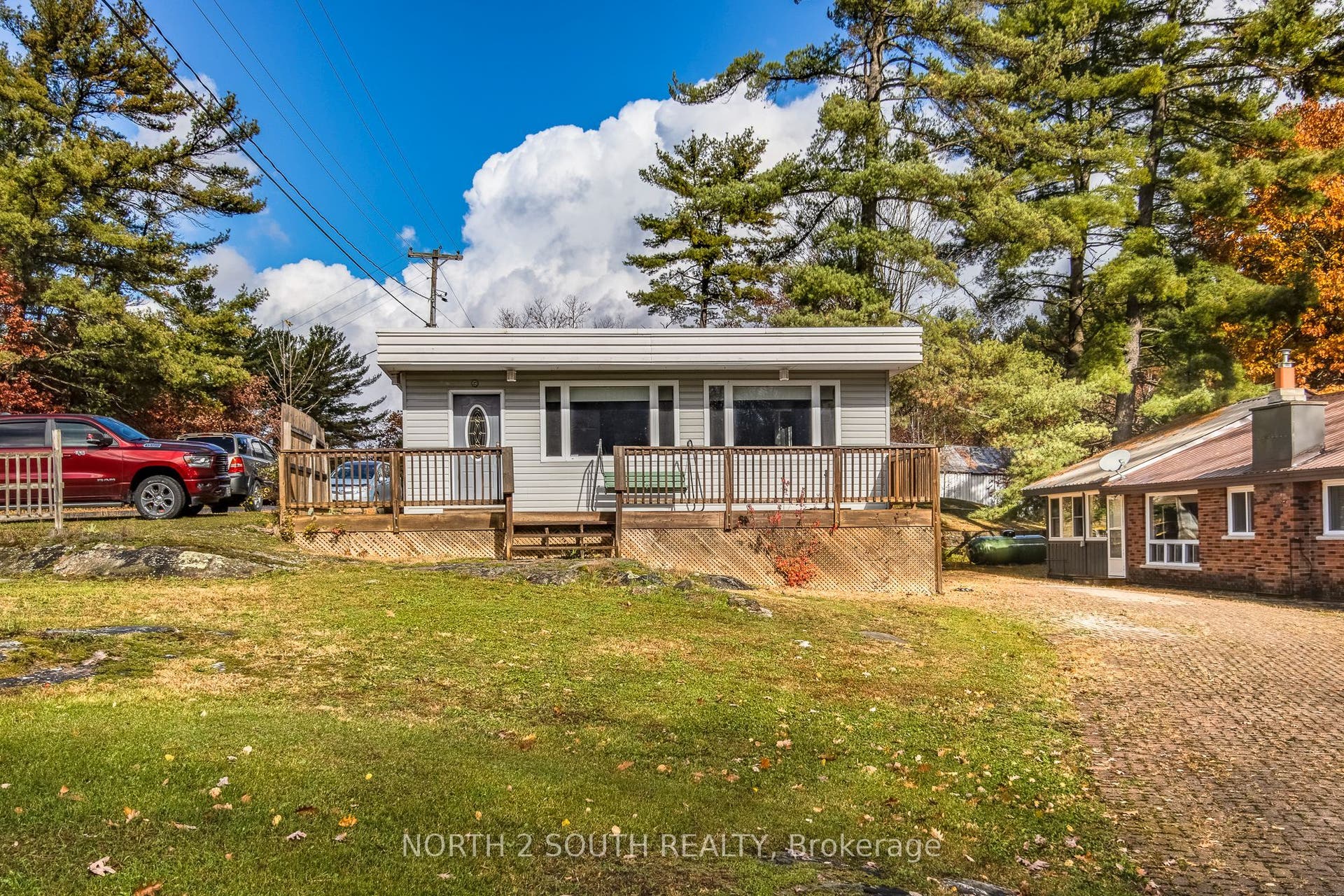 2512 Honey Harbour Road, Georgian Bay, Muskoka ON P0E 1E0 Shop Front