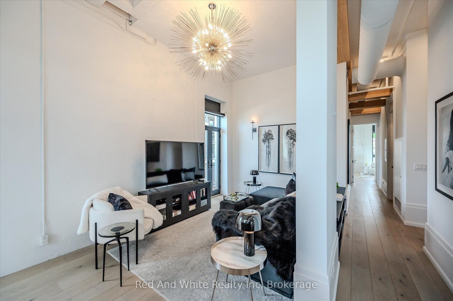 19 GUELPH Avenue, #308, Cambridge, Waterloo ON N3C 1A2 19 GUELPH Avenue, #308, Cambridge, Waterloo ON N3C 1A2