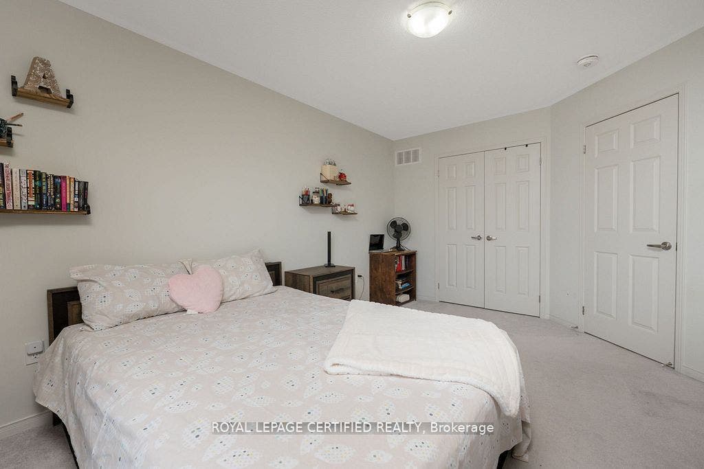 25 Elliot Street E, #2, Centre Wellington, Wellington ON N1M 0H6