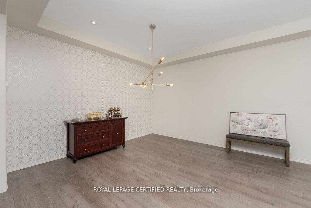 25 Elliot Street E, #2, Centre Wellington, Wellington ON N1M 0H6