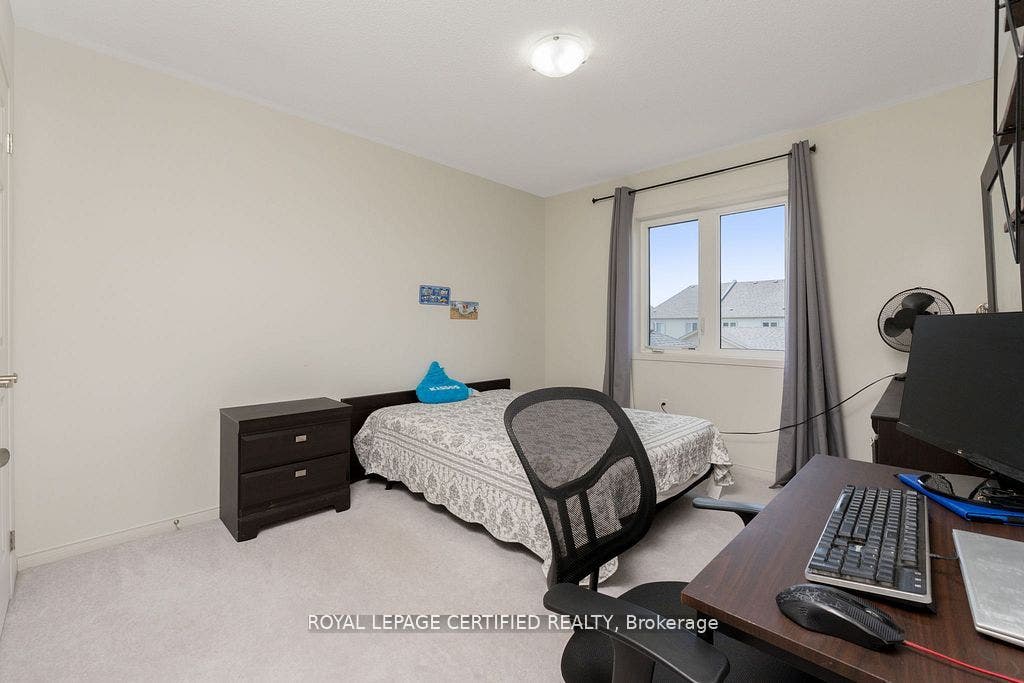 25 Elliot Street E, #2, Centre Wellington, Wellington ON N1M 0H6
