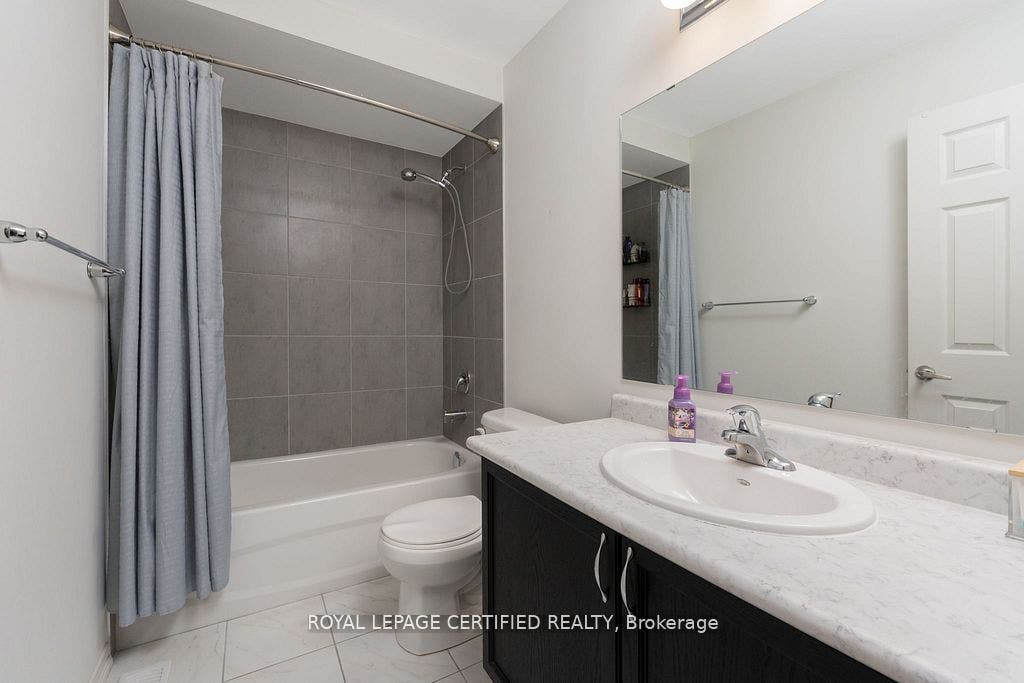 25 Elliot Street E, #2, Centre Wellington, Wellington ON N1M 0H6