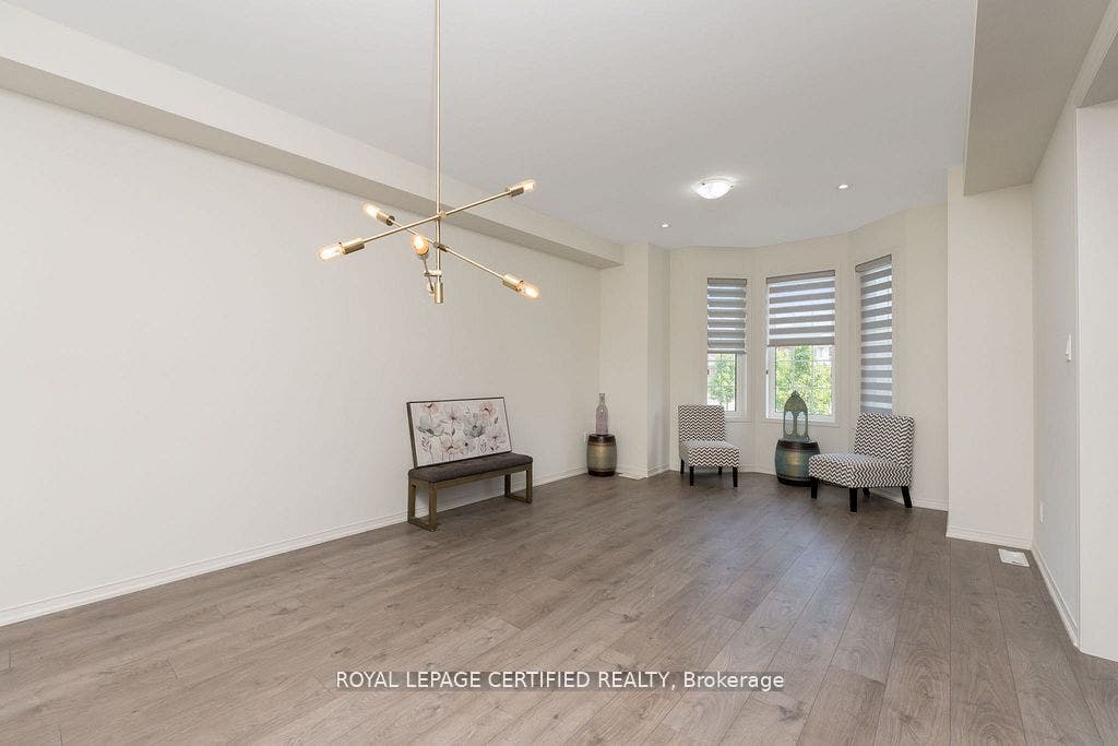 25 Elliot Street E, #2, Centre Wellington, Wellington ON N1M 0H6