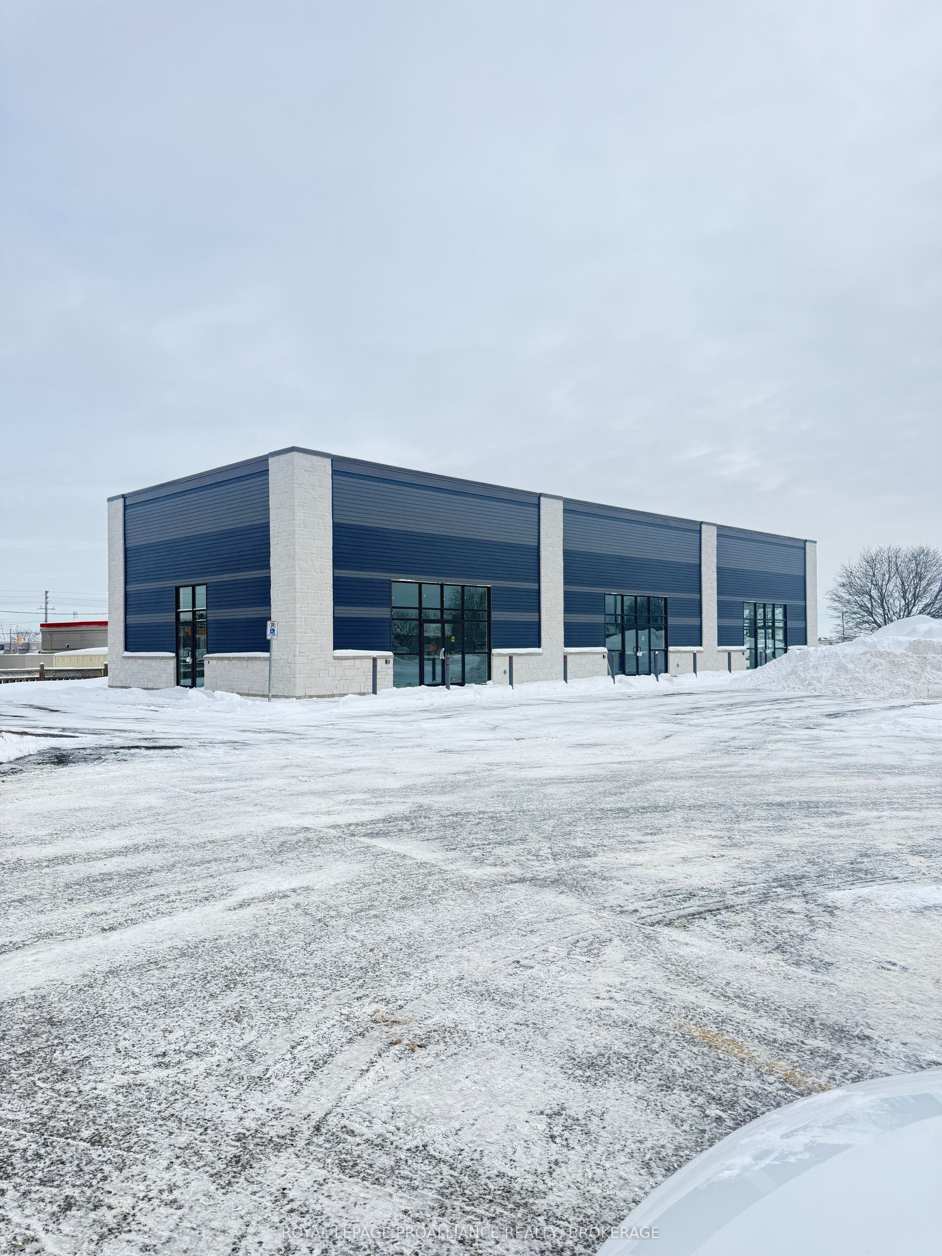 7721 Kent Boulevard, #A, Brockville, Leeds And Grenville ON K6V 3G7