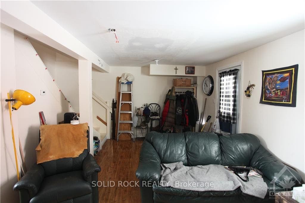 201 Clothier St Street E, North Grenville, Leeds And Grenville ON K0G 1J0 Unit 2