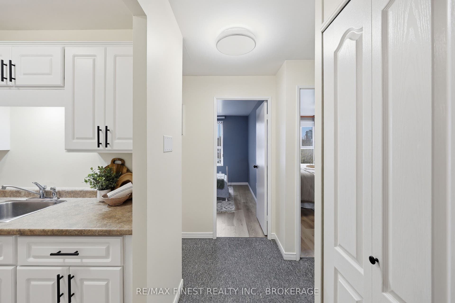334 Queen Mary Road, #407, Kingston, Frontenac ON K7M 7E7