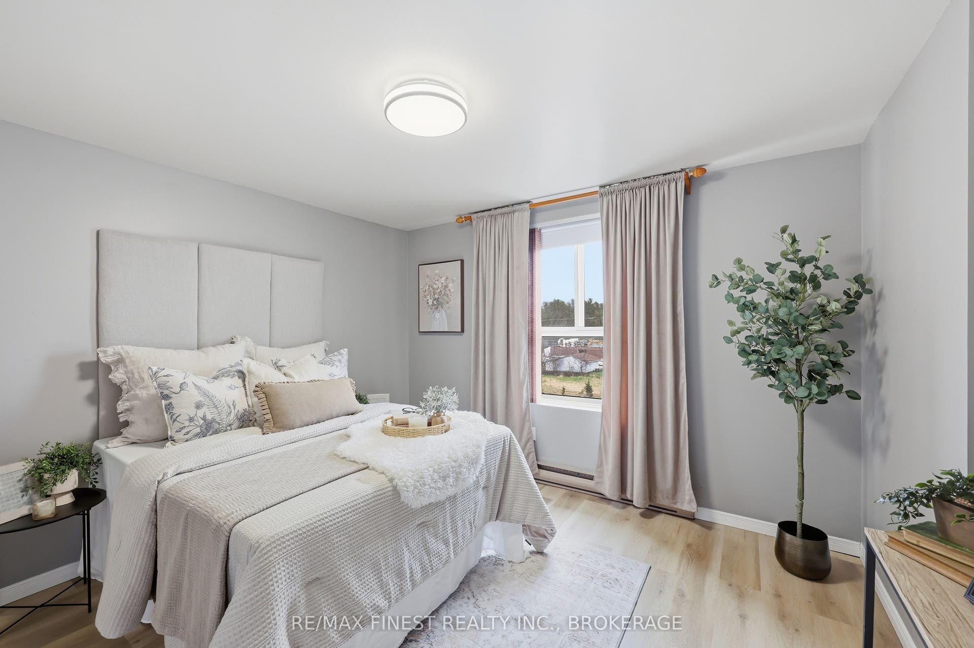 334 Queen Mary Road, #407, Kingston, Frontenac ON K7M 7E7