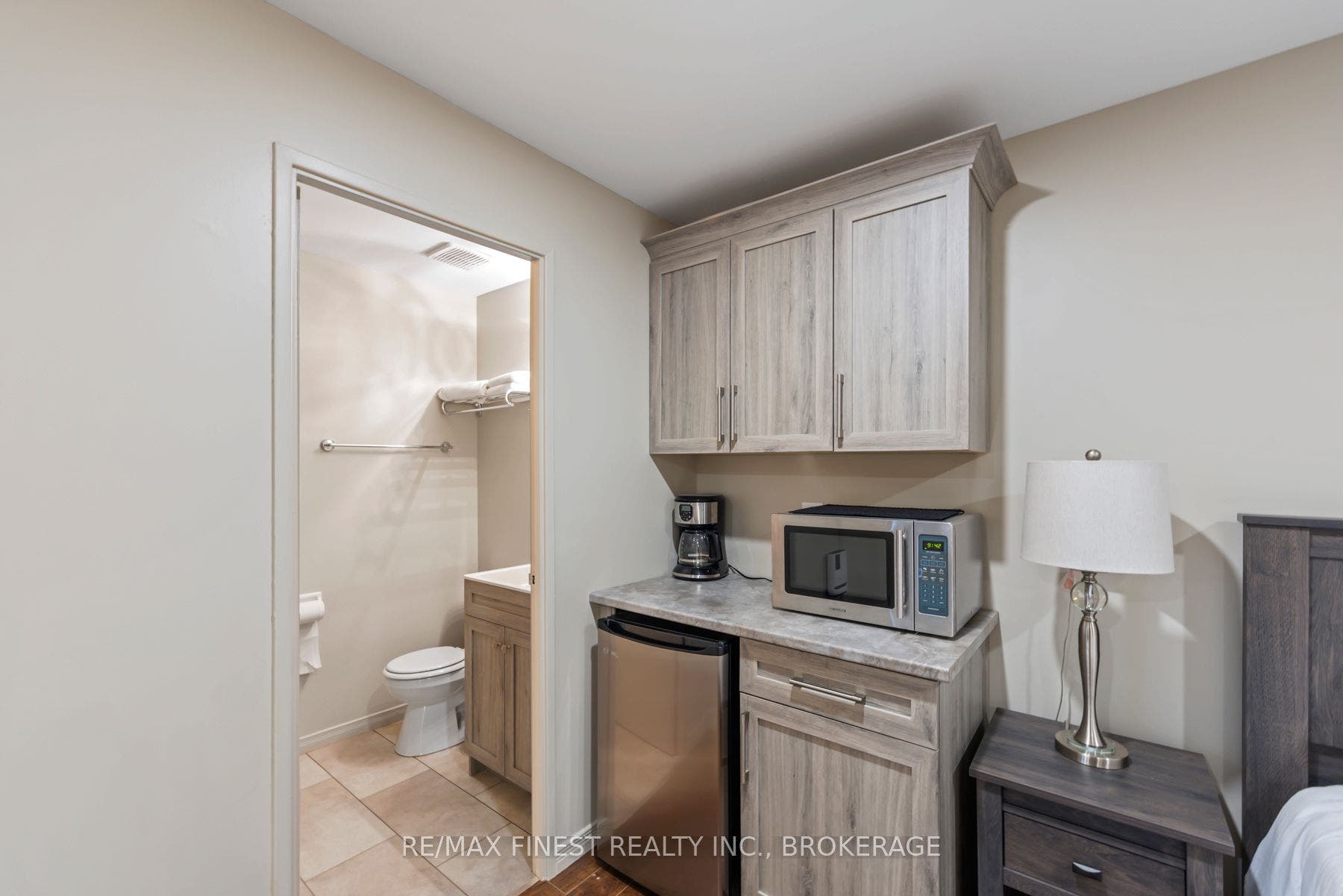 334 Queen Mary Road, #407, Kingston, Frontenac ON K7M 7E7