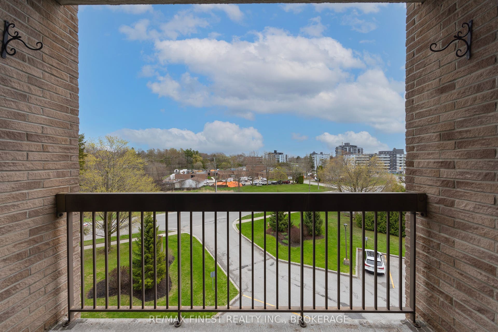 334 Queen Mary Road, #407, Kingston, Frontenac ON K7M 7E7
