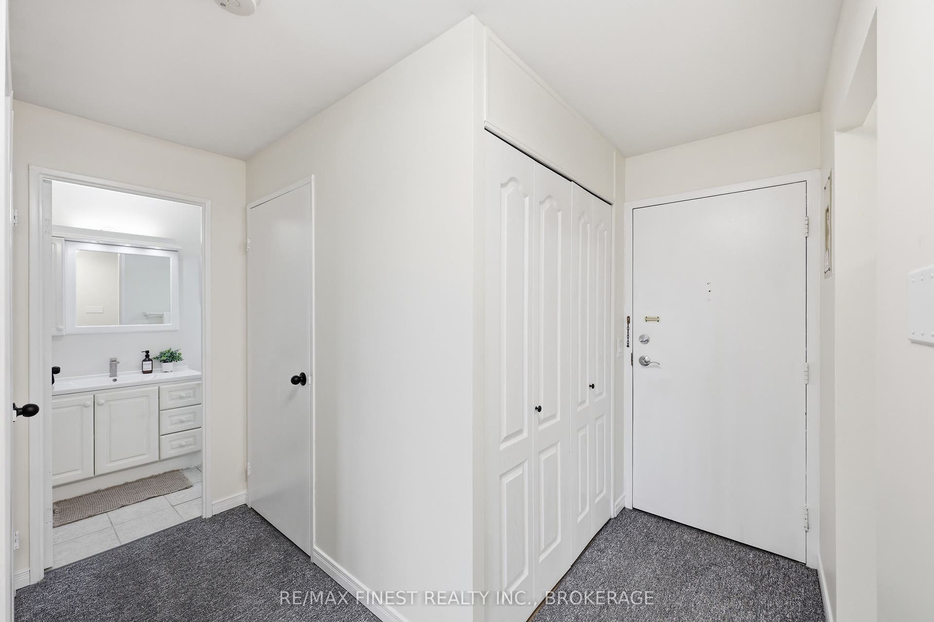 334 Queen Mary Road, #407, Kingston, Frontenac ON K7M 7E7