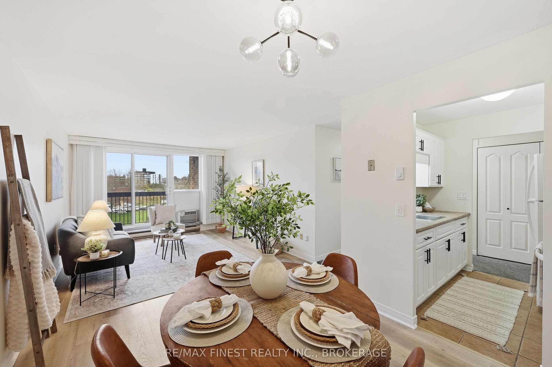 334 Queen Mary Road, #407, Kingston, Frontenac ON K7M 7E7