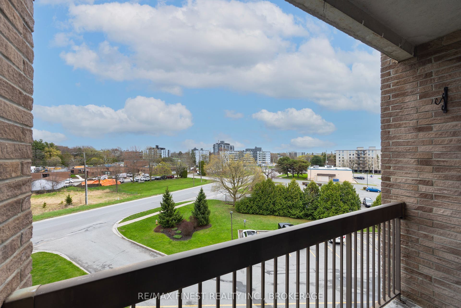 334 Queen Mary Road, #407, Kingston, Frontenac ON K7M 7E7