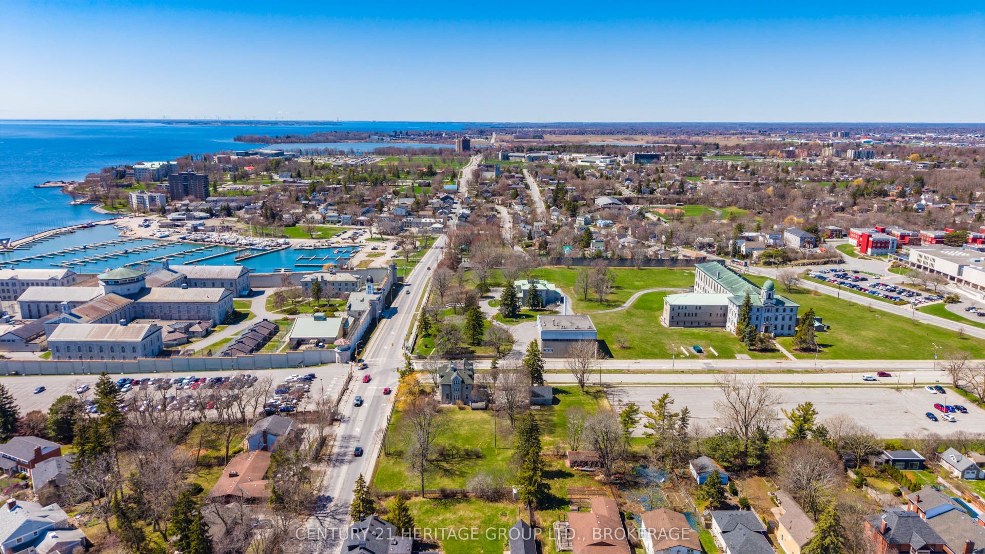 525 King Street W, Kingston, Frontenac ON K7L 2X4