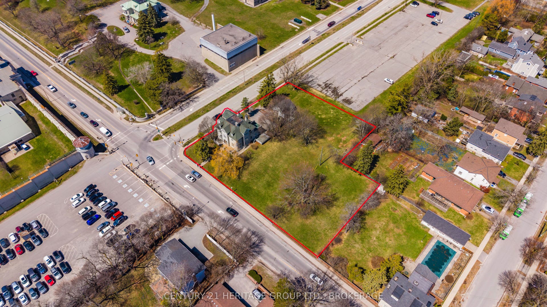 525 King Street W, Kingston, Frontenac ON K7L 2X4