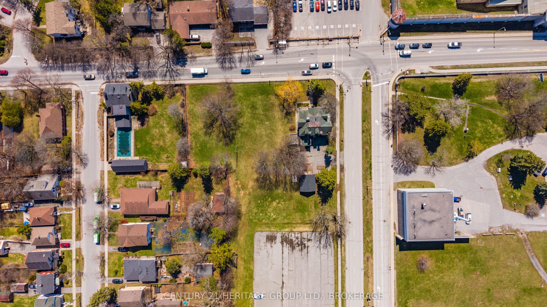 525 King Street W, Kingston, Frontenac ON K7L 2X4