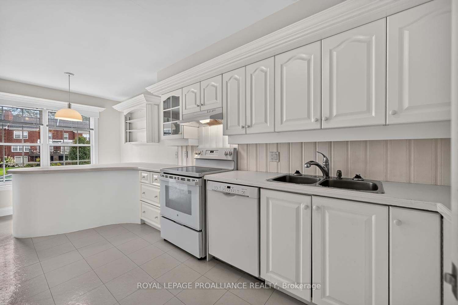 39 Country Club Place, Brockville, Leeds And Grenville ON K6V 6T8