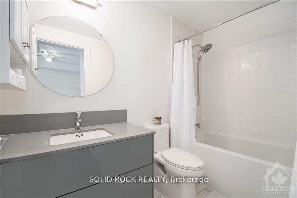 255 Bay Street, #213, Ottawa Centre, Ottawa ON K1R 5Z4 255 Bay Street, #213, Ottawa Centre, Ottawa ON K1R 5Z4