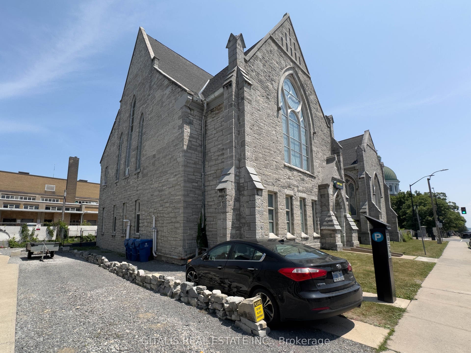 126 Wellington Street, Kingston, Kingston, Frontenac ON K7L 3C7 126 Wellington Street, Kingston, Kingston, Frontenac ON K7L 3C7