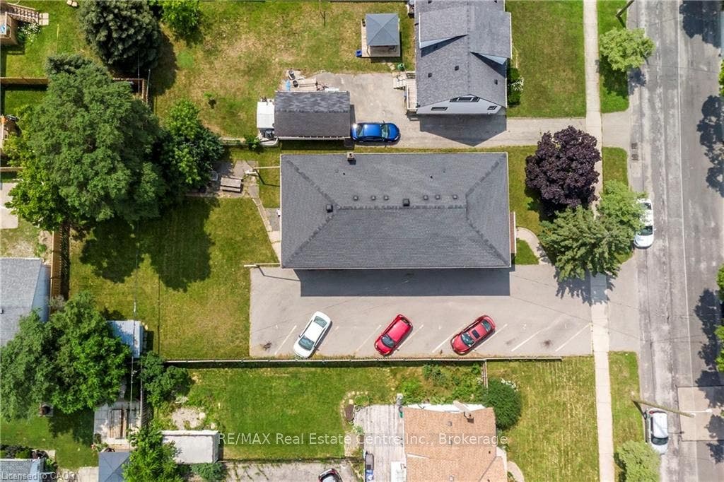 43 SIXTH Avenue, Kitchener, Waterloo ON N2C 1P9 43 SIXTH Avenue, Kitchener, Waterloo ON N2C 1P9