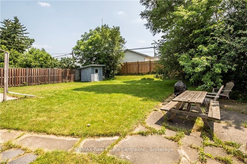 43 SIXTH Avenue, Kitchener, Waterloo ON N2C 1P9 43 SIXTH Avenue, Kitchener, Waterloo ON N2C 1P9