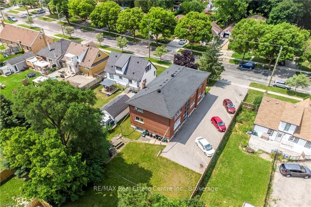 43 SIXTH Avenue, Kitchener, Waterloo ON N2C 1P9 43 SIXTH Avenue, Kitchener, Waterloo ON N2C 1P9