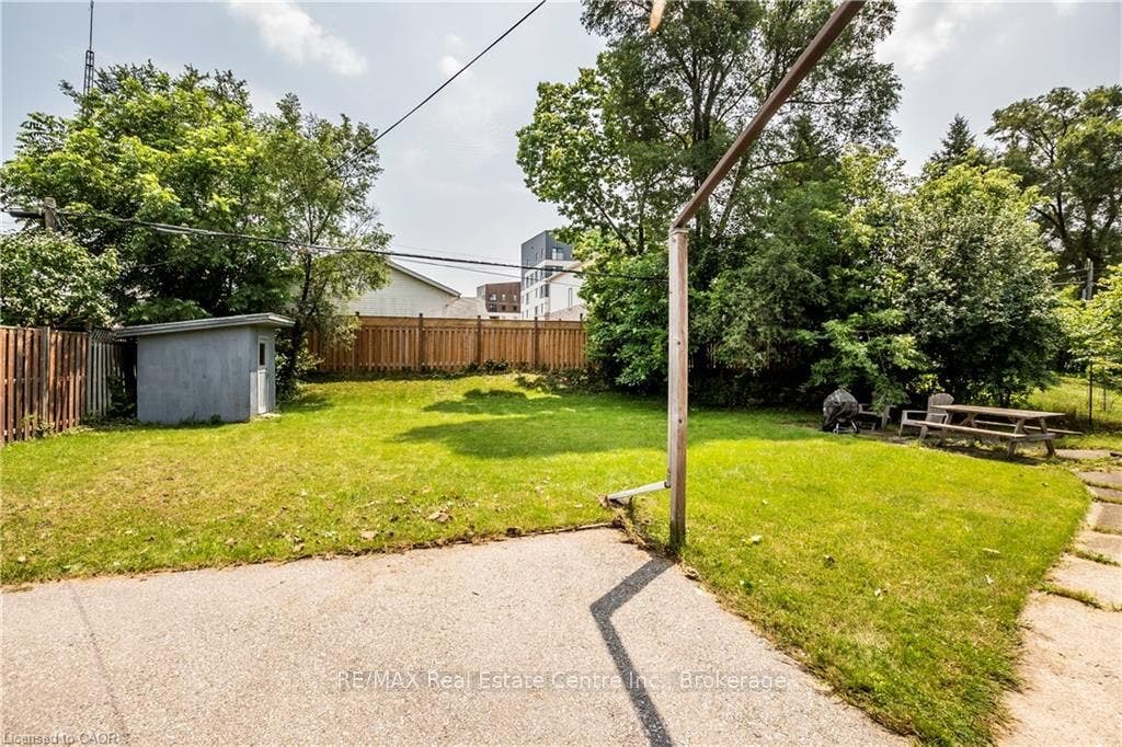 43 SIXTH Avenue, Kitchener, Waterloo ON N2C 1P9 43 SIXTH Avenue, Kitchener, Waterloo ON N2C 1P9