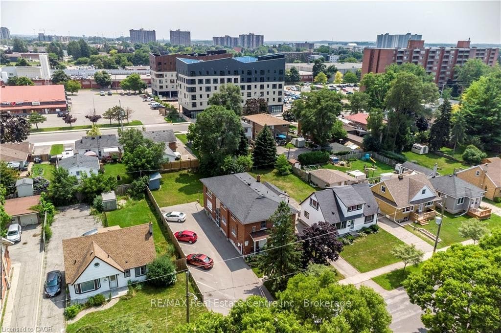 43 SIXTH Avenue, Kitchener, Waterloo ON N2C 1P9 43 SIXTH Avenue, Kitchener, Waterloo ON N2C 1P9