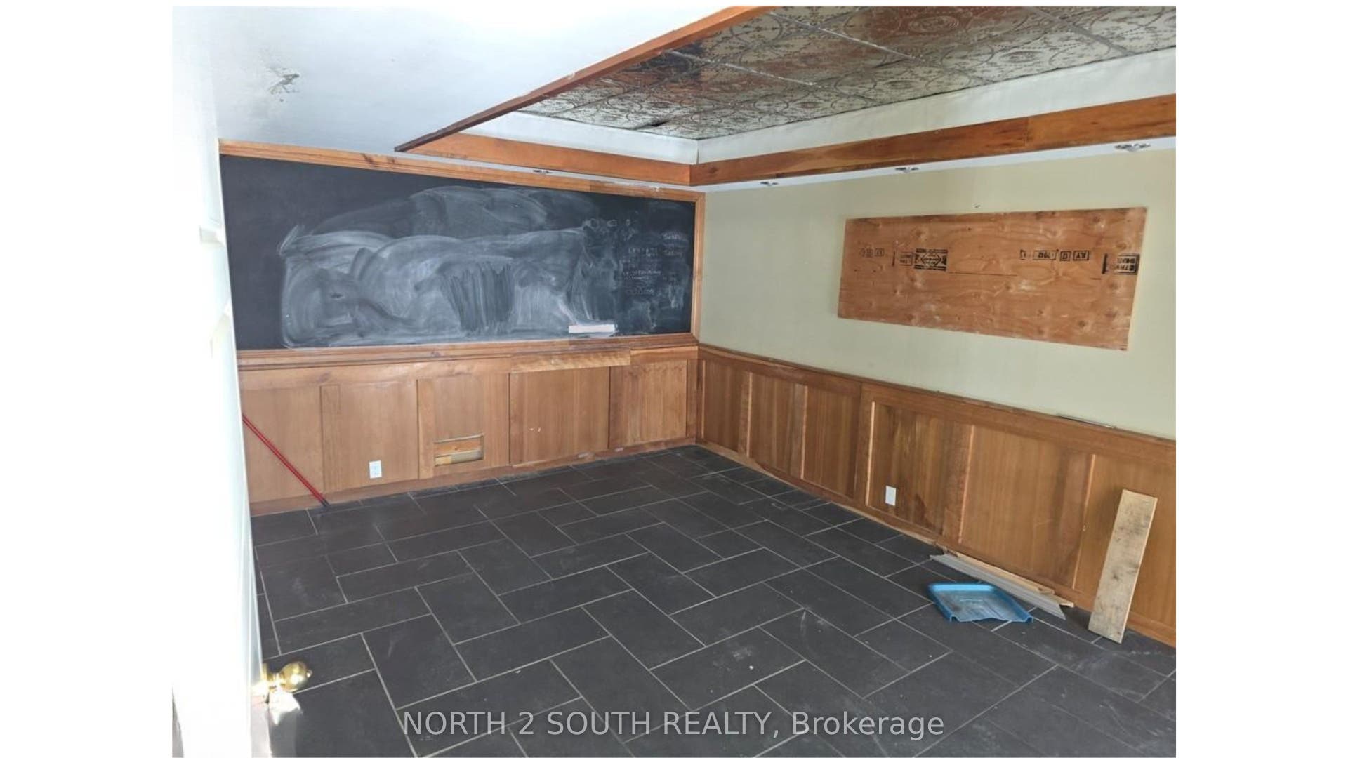 189 Townline Street, Norfolk, Norfolk ON N0E 1P0 189 Townline Street, Norfolk, Norfolk ON N0E 1P0