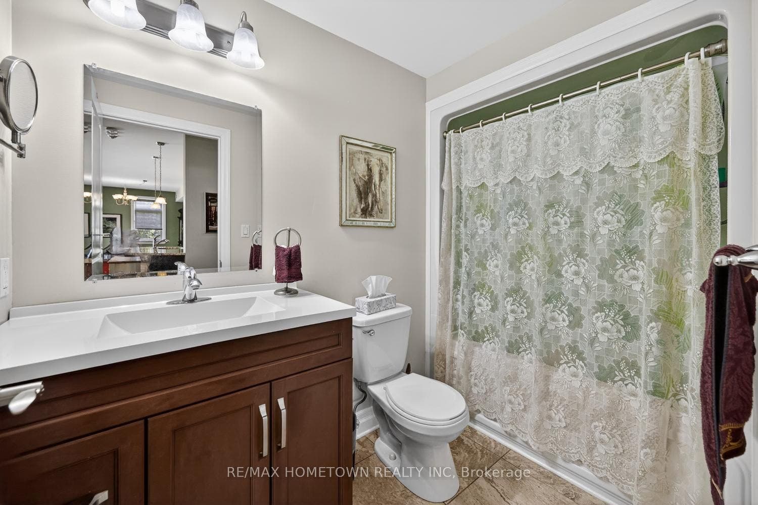 1109 Millwood Avenue, #101, Brockville, Leeds And Grenville ON K6V 0C7 4 piece bath