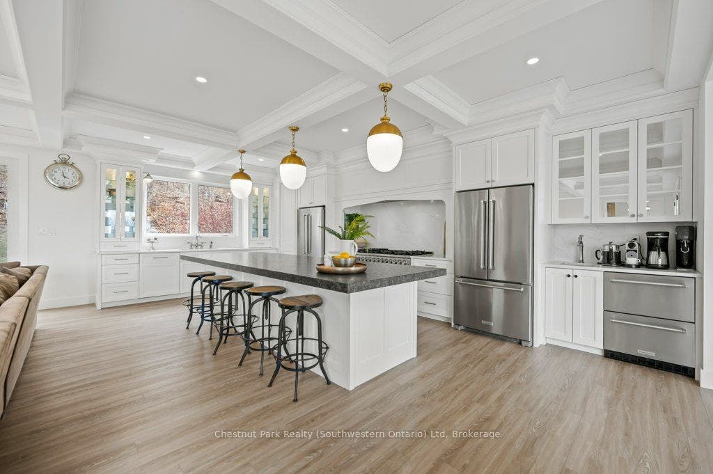 27 Vardon Drive, Guelph, Wellington ON N1G 1W8 8-Burner Stove, 2 Fridges & Massive Walk-in Pantry