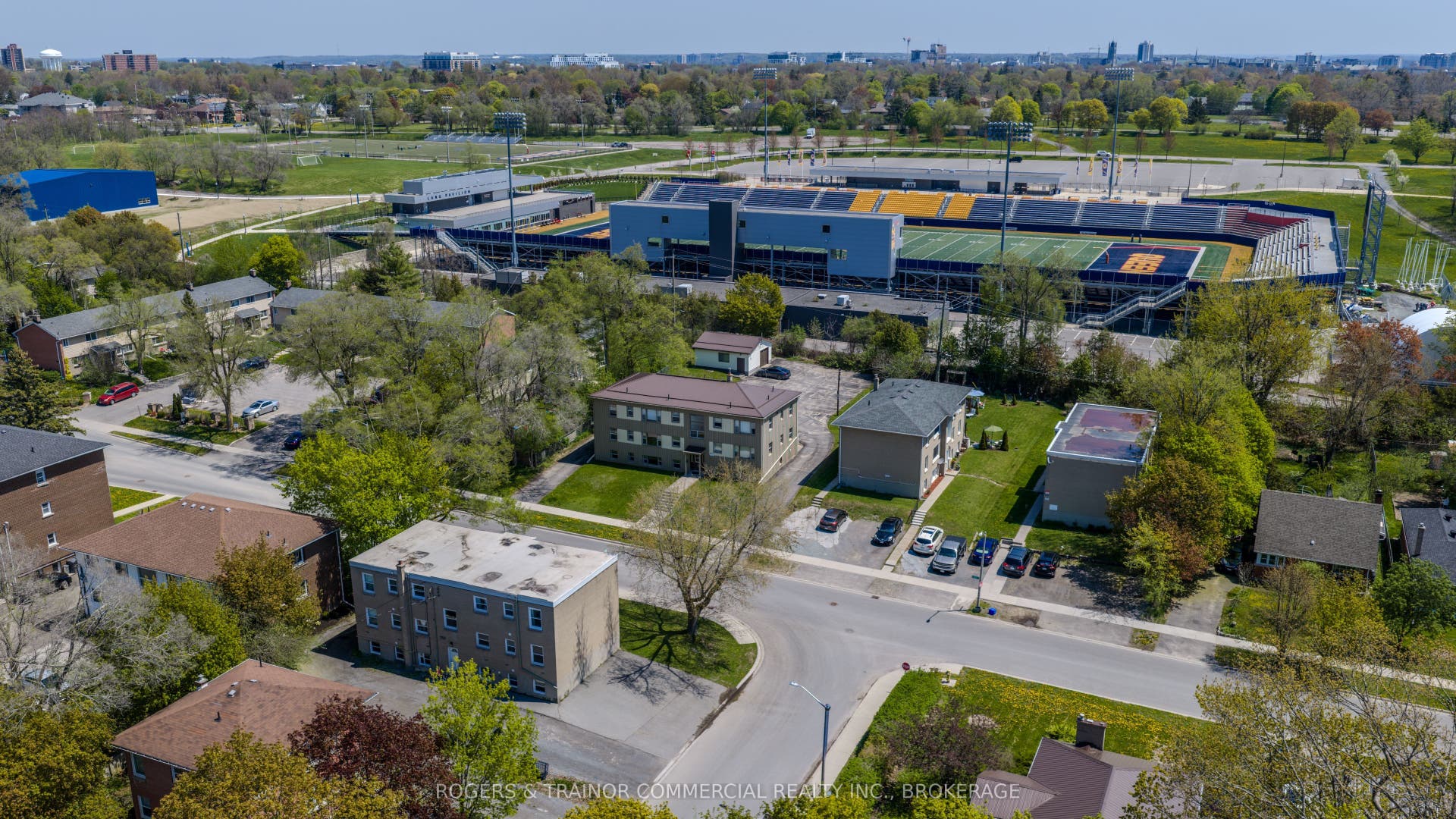 304 Yonge Street, Kingston, Frontenac ON K7M 1G7