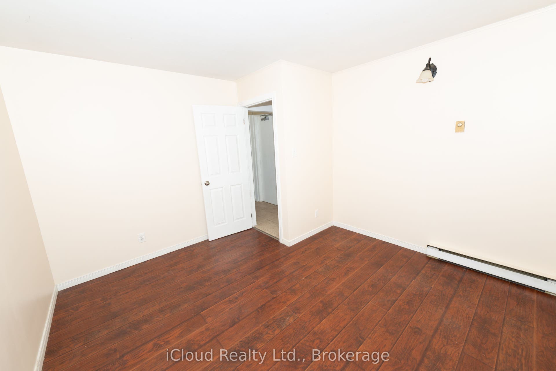 536 Glen Forrest Boulevard, Waterloo, Waterloo ON N2L 4J2 Bedroom 3