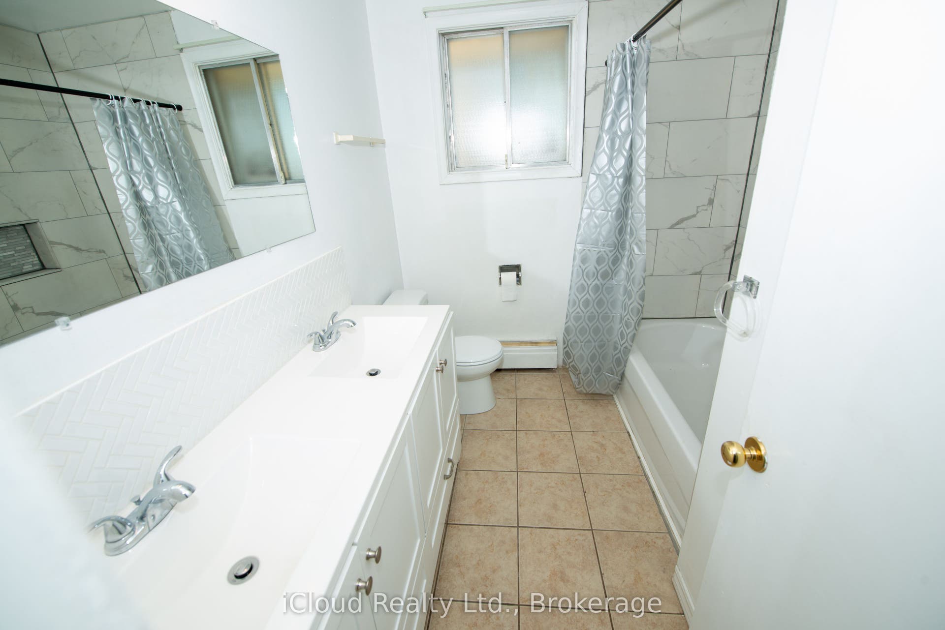 536 Glen Forrest Boulevard, Waterloo, Waterloo ON N2L 4J2 536 Glen Forrest Boulevard, Waterloo, Waterloo ON N2L 4J2