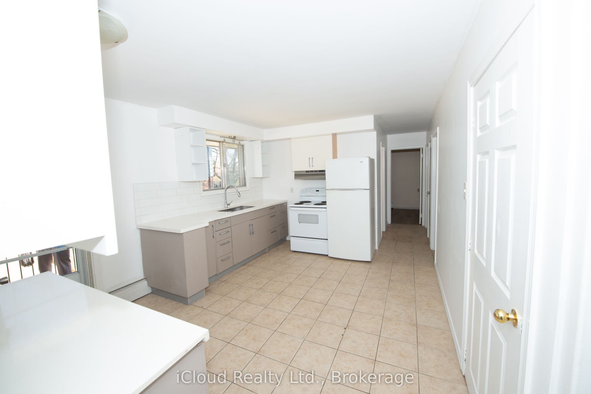 536 Glen Forrest Boulevard, Waterloo, Waterloo ON N2L 4J2 536 Glen Forrest Boulevard, Waterloo, Waterloo ON N2L 4J2