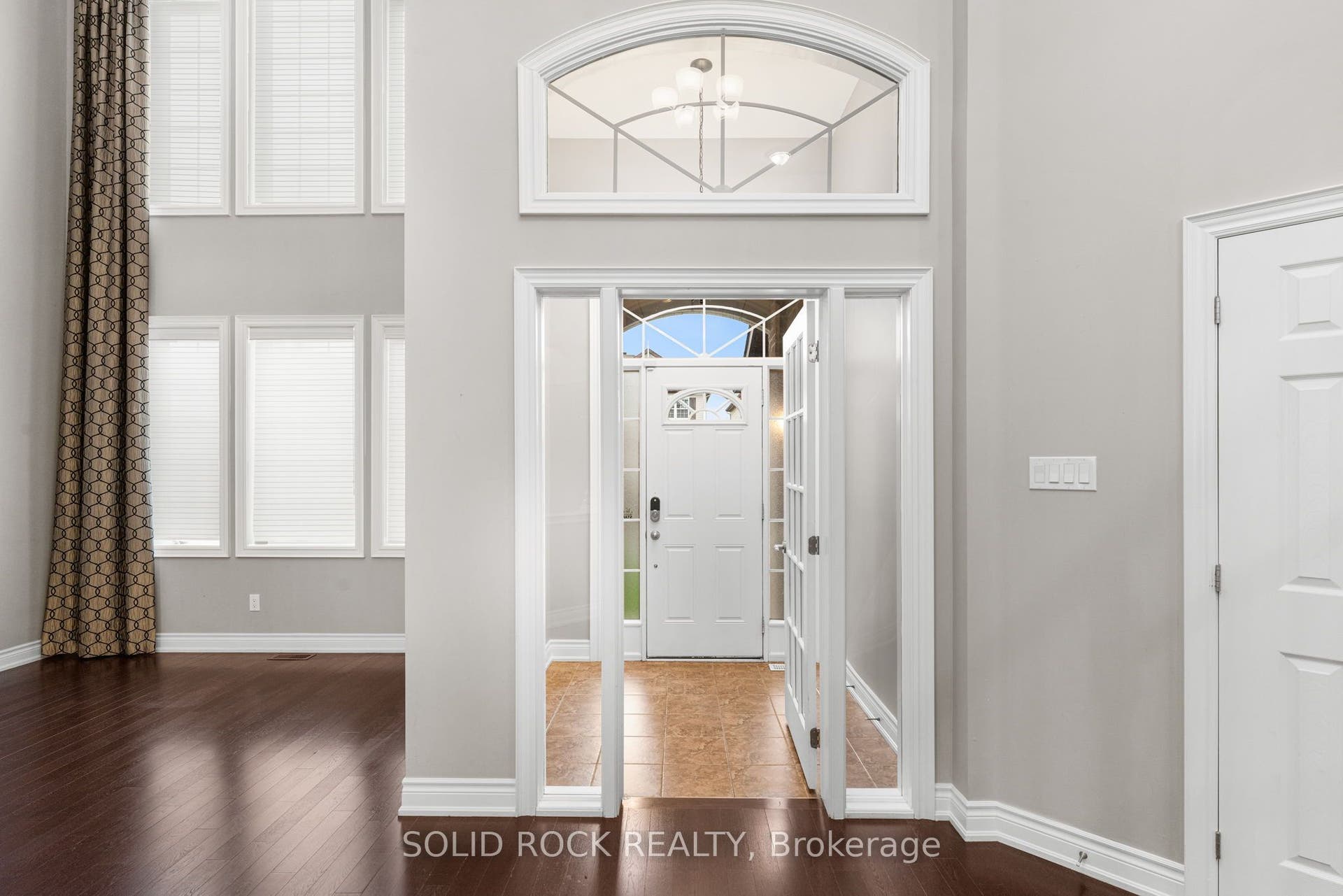 347 Bamburgh Way, Barrhaven, Ottawa ON K2J 5R1 347 Bamburgh Way, Barrhaven, Ottawa ON K2J 5R1